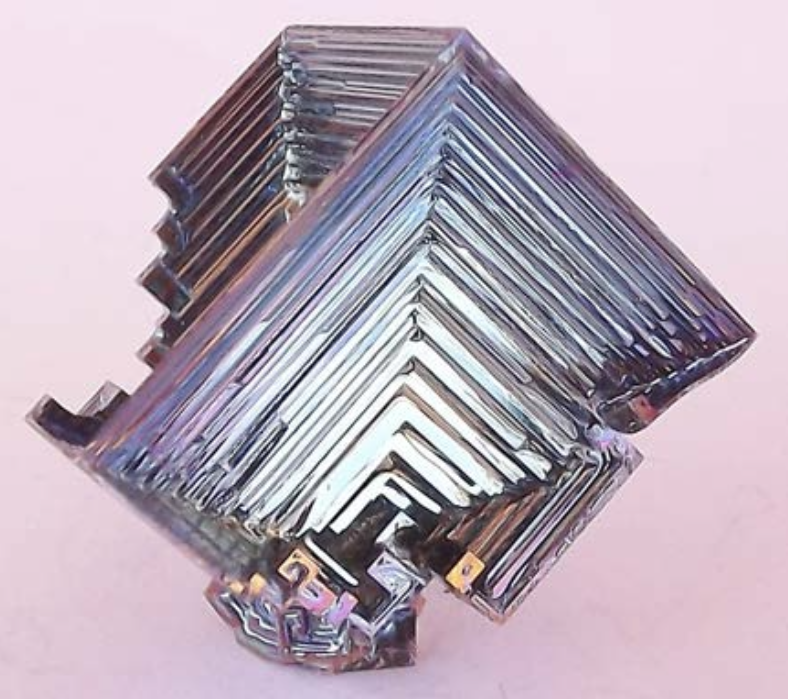 Datei:anti-cube, or hypercube formation of bismuth 2.png